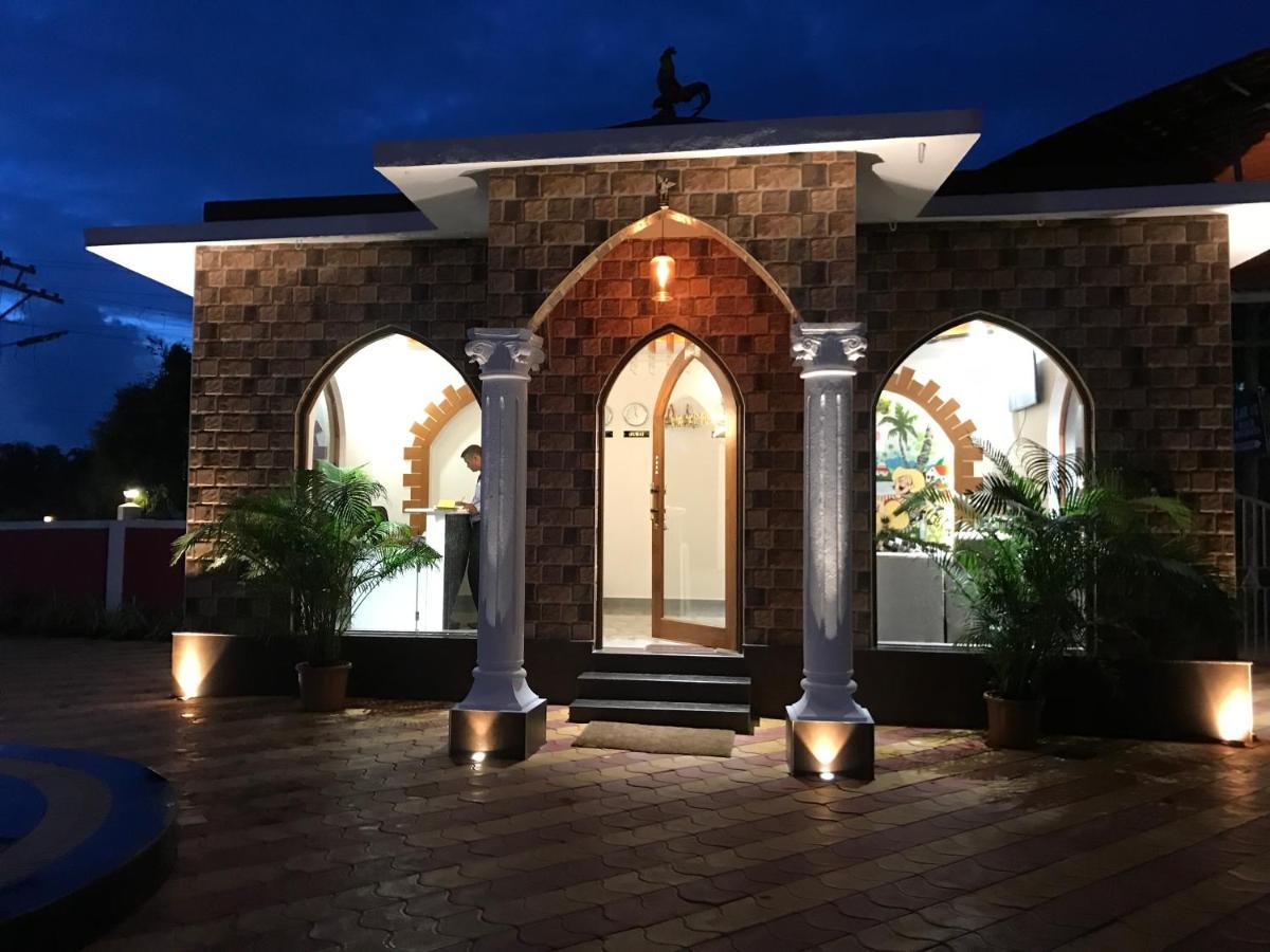 Larios Beach Holidays Resort บากา ภายนอก รูปภาพ