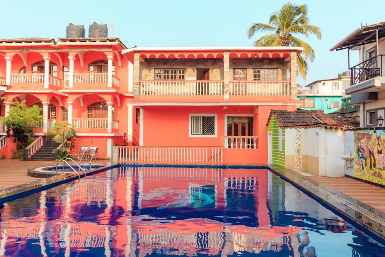 Larios Beach Holidays Resort บากา ภายนอก รูปภาพ