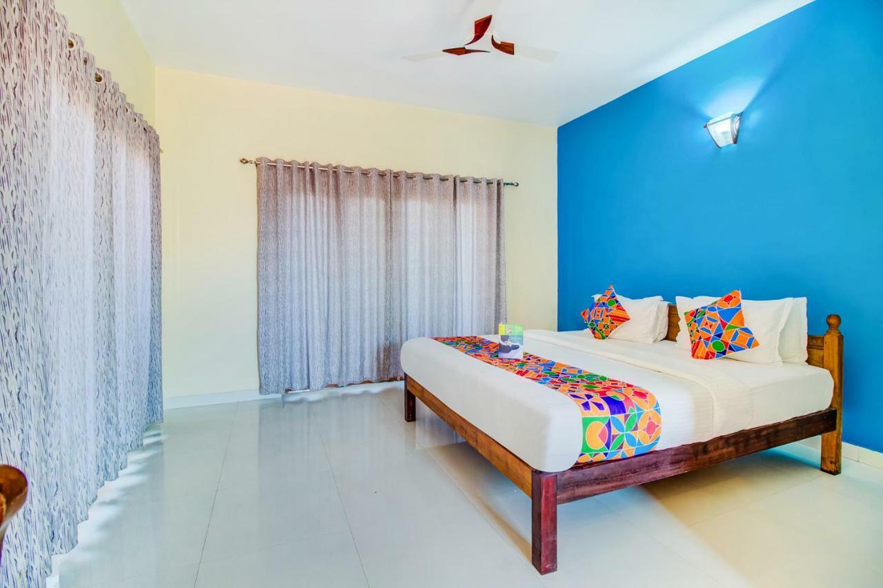 Larios Beach Holidays Resort บากา ภายนอก รูปภาพ