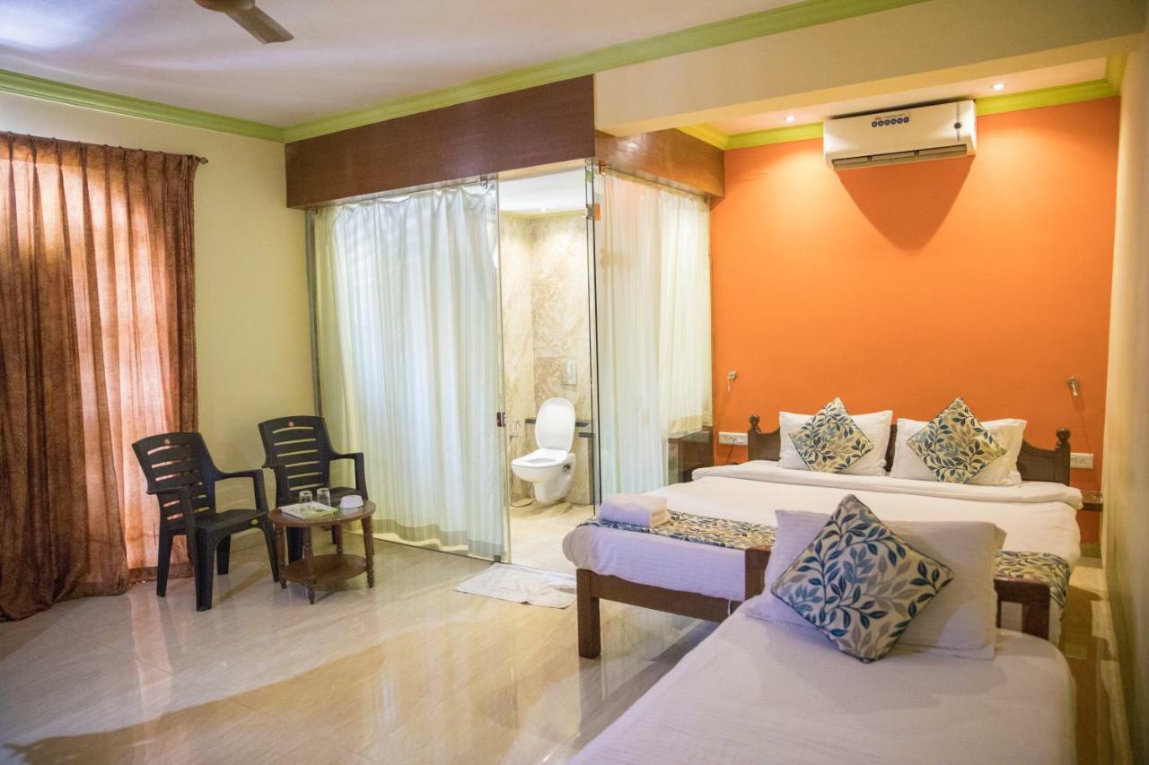 Larios Beach Holidays Resort บากา ภายนอก รูปภาพ