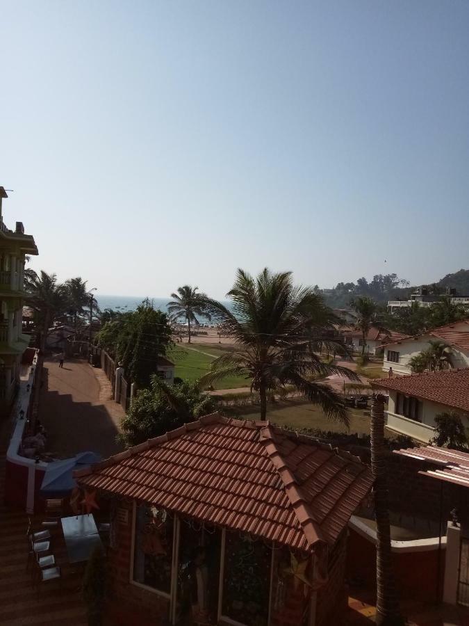 Larios Beach Holidays Resort บากา ภายนอก รูปภาพ